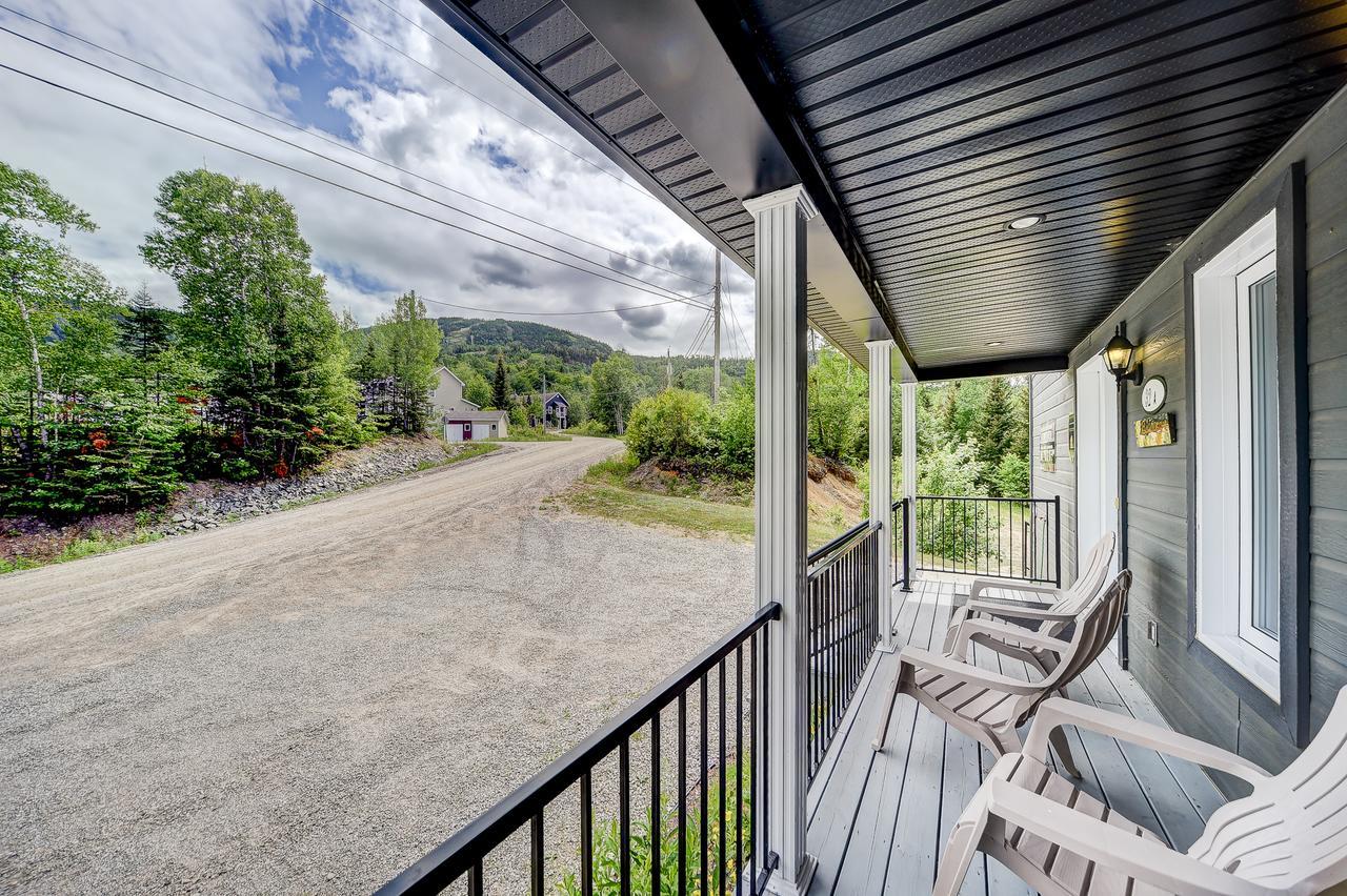 Chalet Vue Sur La Montagne L'Anse-Saint-Jean